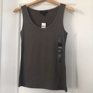 Banana Republic Luxe Touch Tank in Grey